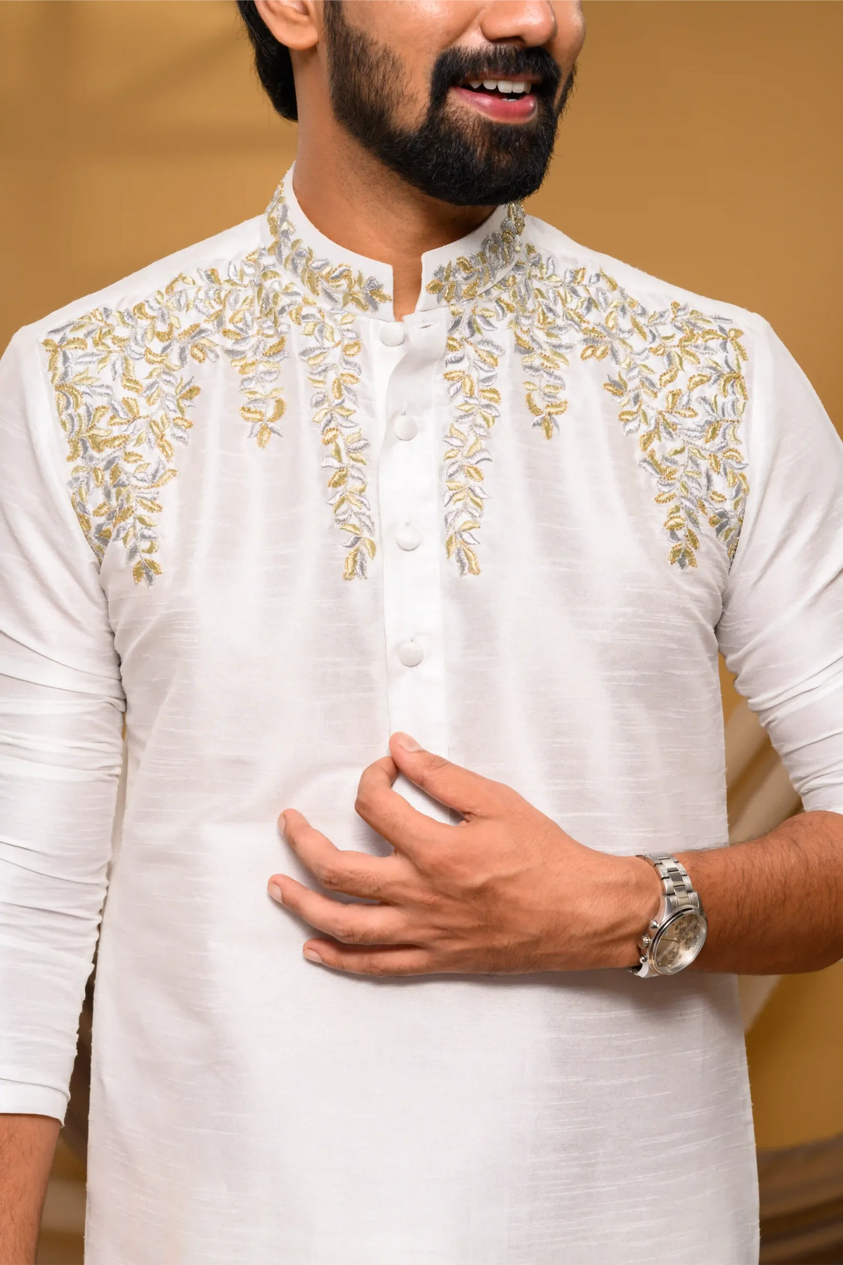 Off- White Silk Kurta with Hand Embroidery detailing on shoulder line & neck (Kurta + Munde)
