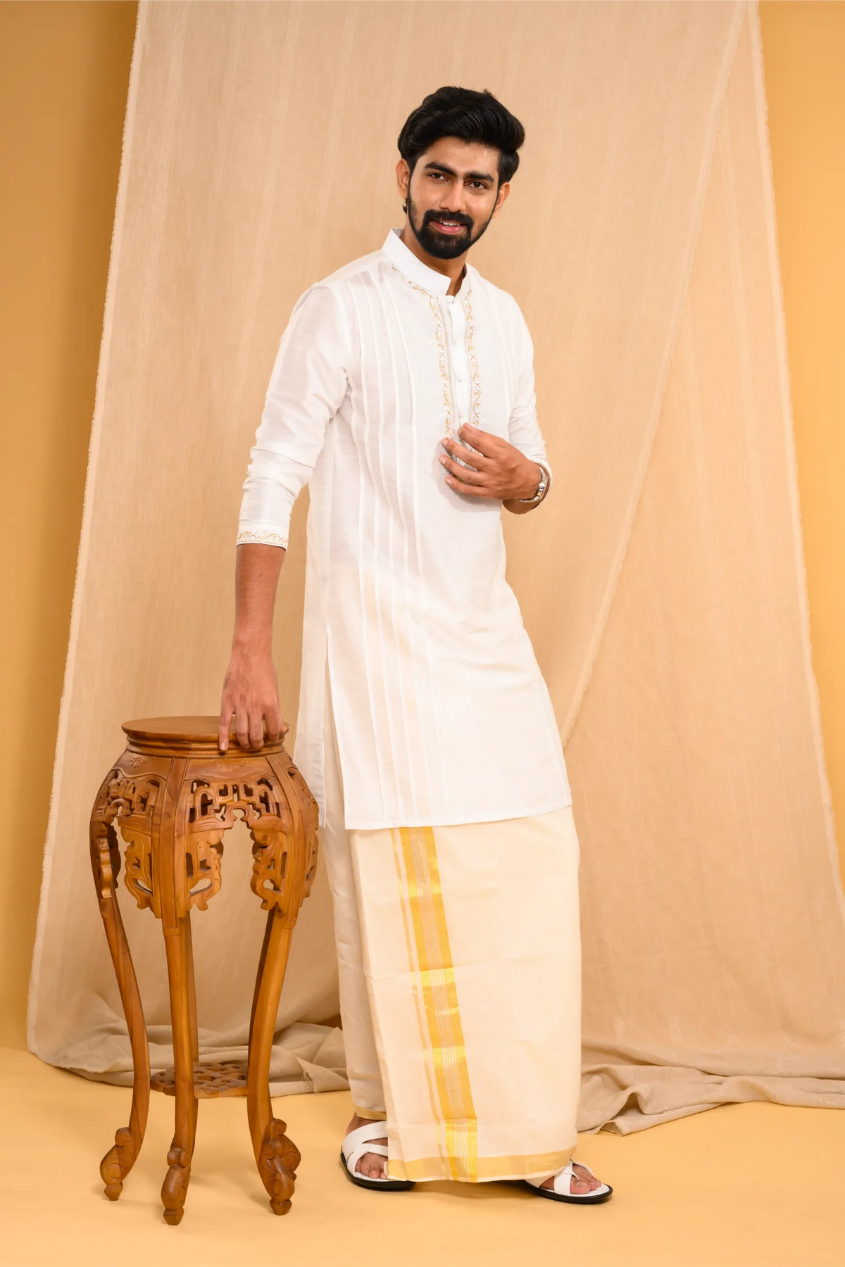 Off- White Silk Kurta with Hand Embroidery detailing on placket, neck border & sleeve edge (Kurta + Munde + Melmunde)