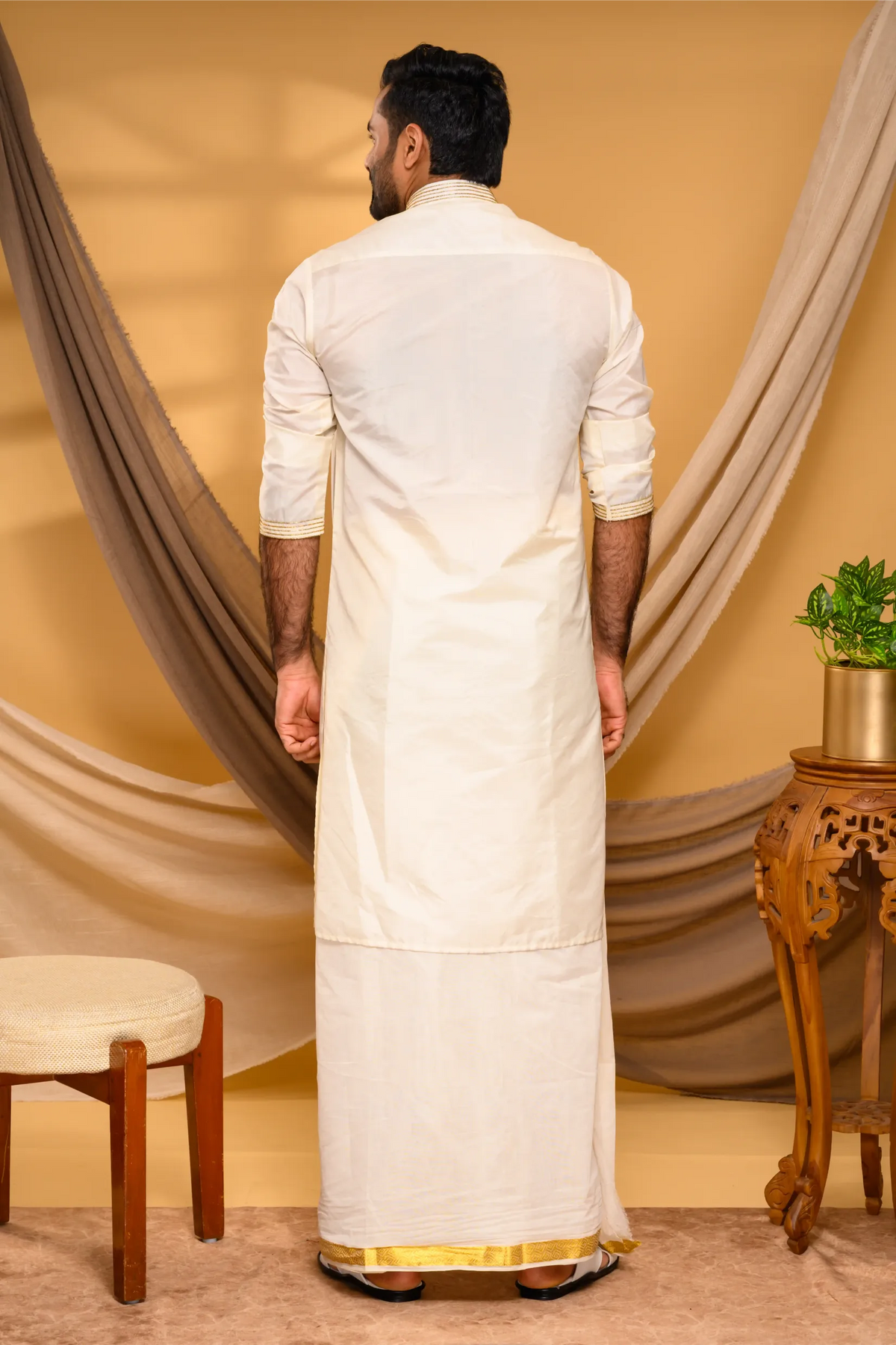 Ivory Silk Kurta with Heavy Hand Embroidery detailing on Chest - Zari Detailing on Neck & Sleeve Edge (Kurta + Munde +Melmunde)