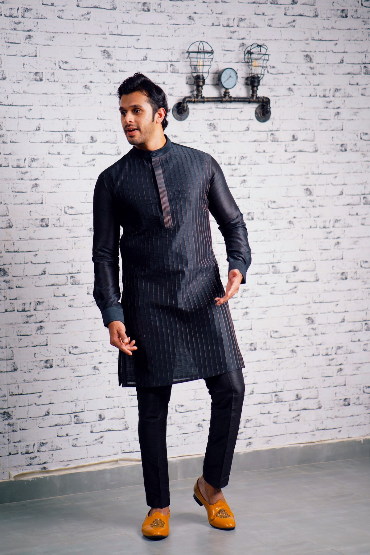 Charcoal Black Kurta Set With Vertical Tuck Detailing (Kurta + Black Bottom Pants)