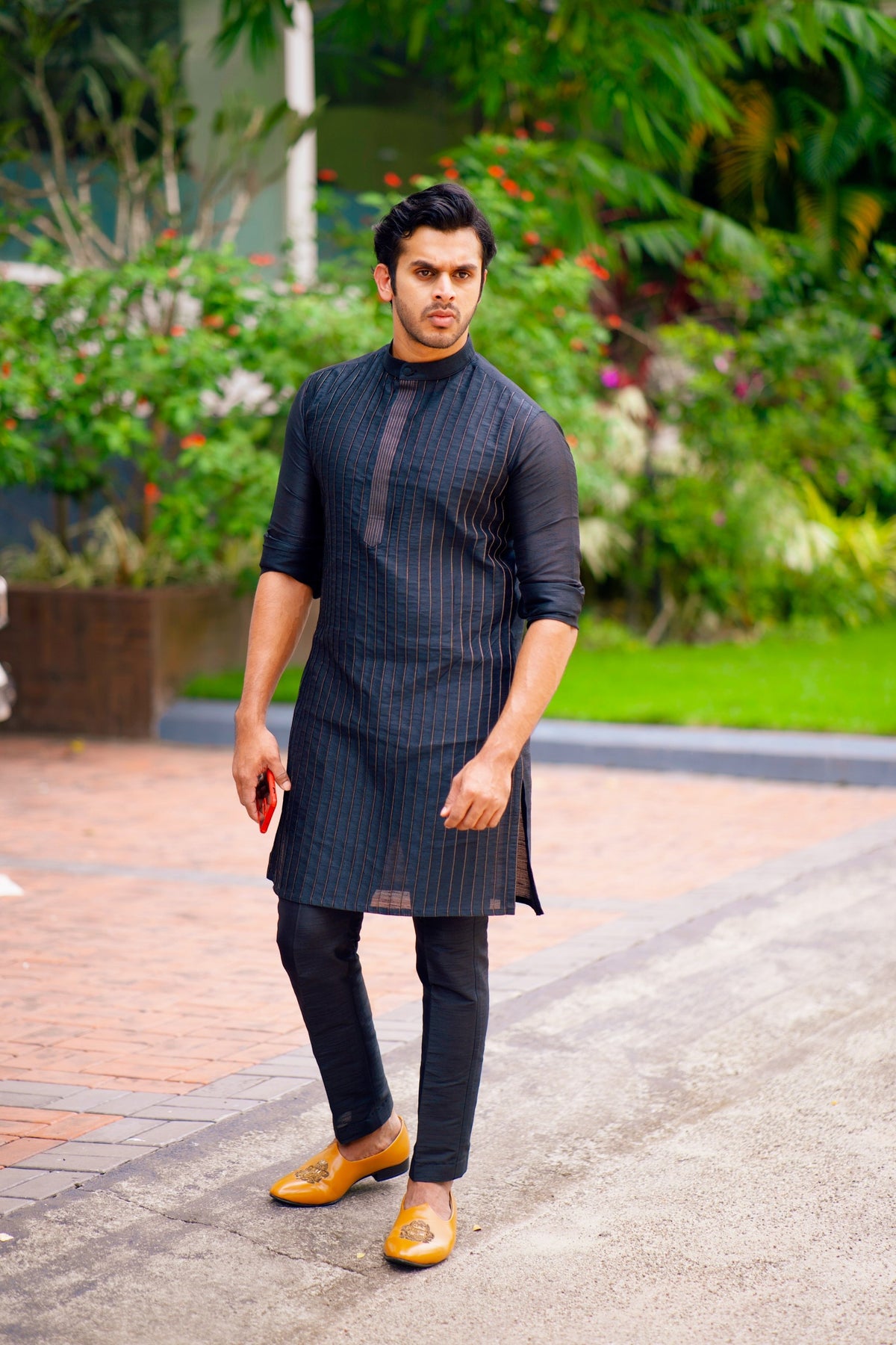 Charcoal Black Kurta Set With Vertical Tuck Detailing (Kurta + Black Bottom Pants)