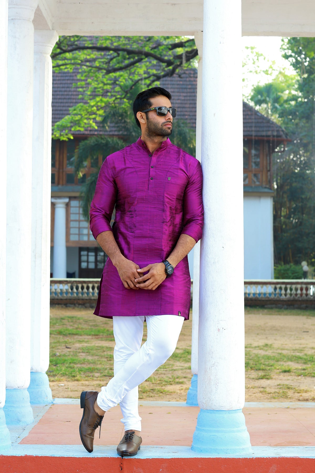 Sangria Purple Self Tucked Kurta Set (Kurta + White Bottom Pants)
