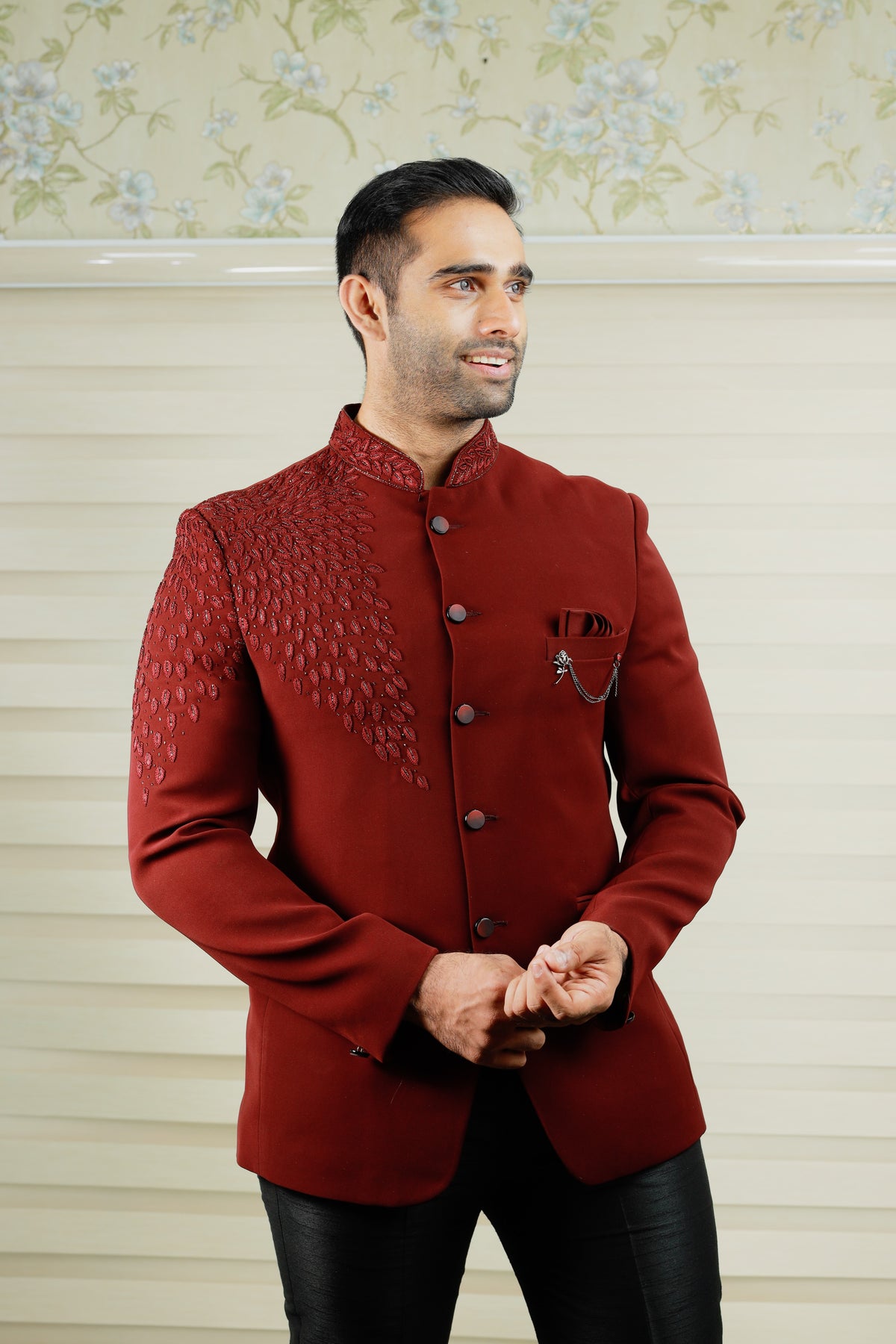 Barn Red Indo Western Bandhgala Suit With Thread Handwork Detailing paired with Black Narrow Pants (Set of 2)