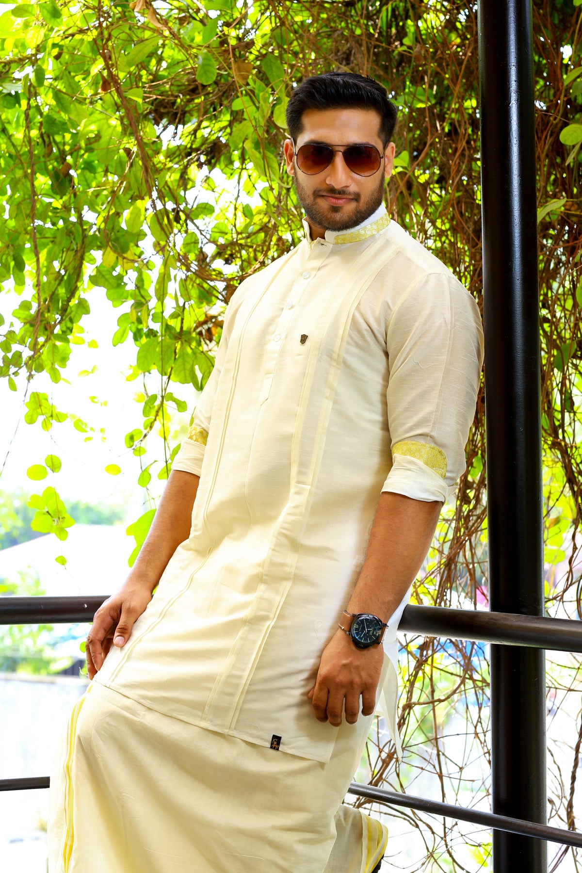 Off White Vertical Pleat Silk Kurta Set with Golden Zari Detailing on Neck & Sleeves (Kurta + Kasavu Munde)