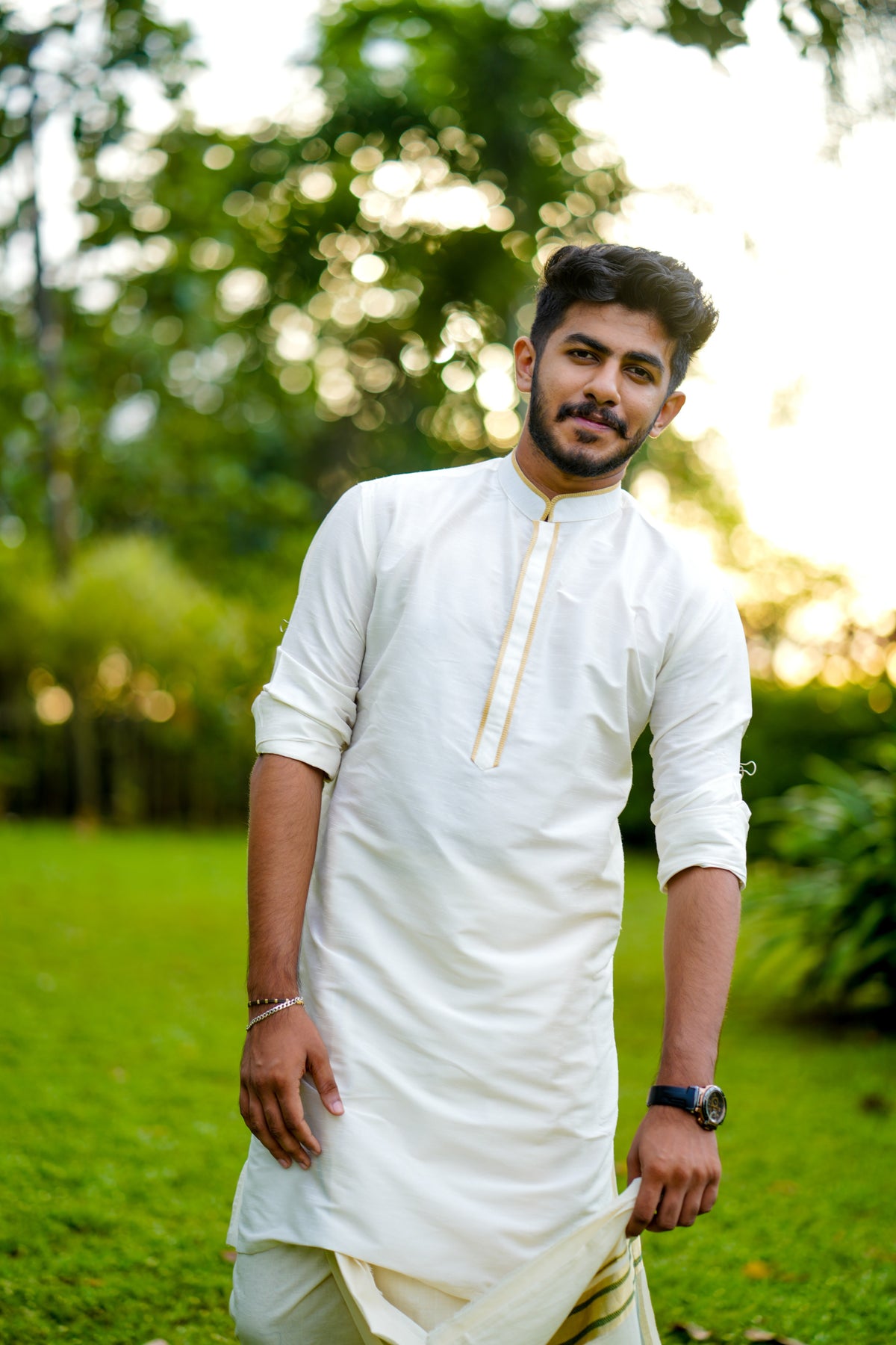 Off White Silk Kurta Set with Golden Pipping Detailing on Neck & Placket (Kurta + Kasavu Munde)