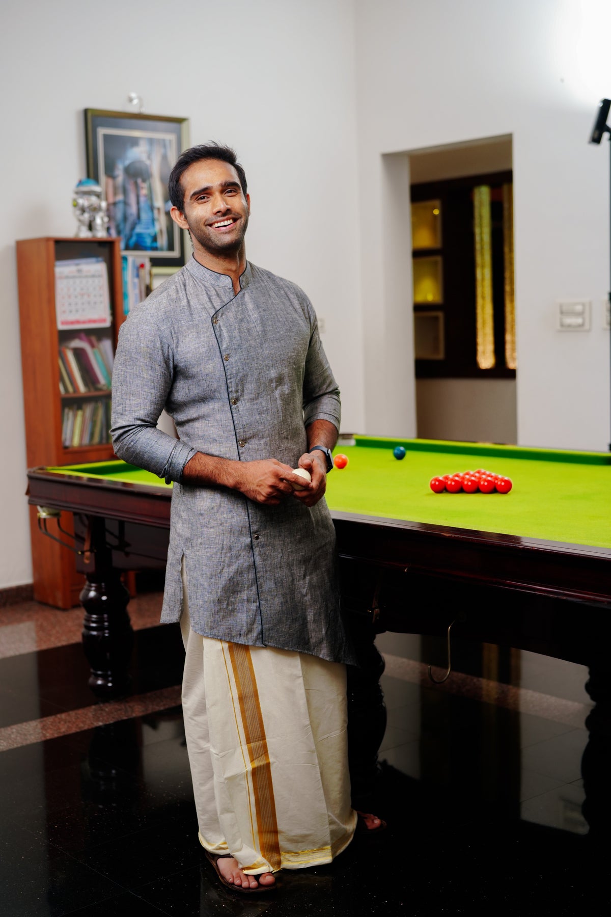 Steel Grey Irish Linen Asymmetrical Side Open Kurta Set (Kurta + Kasavu Munde)