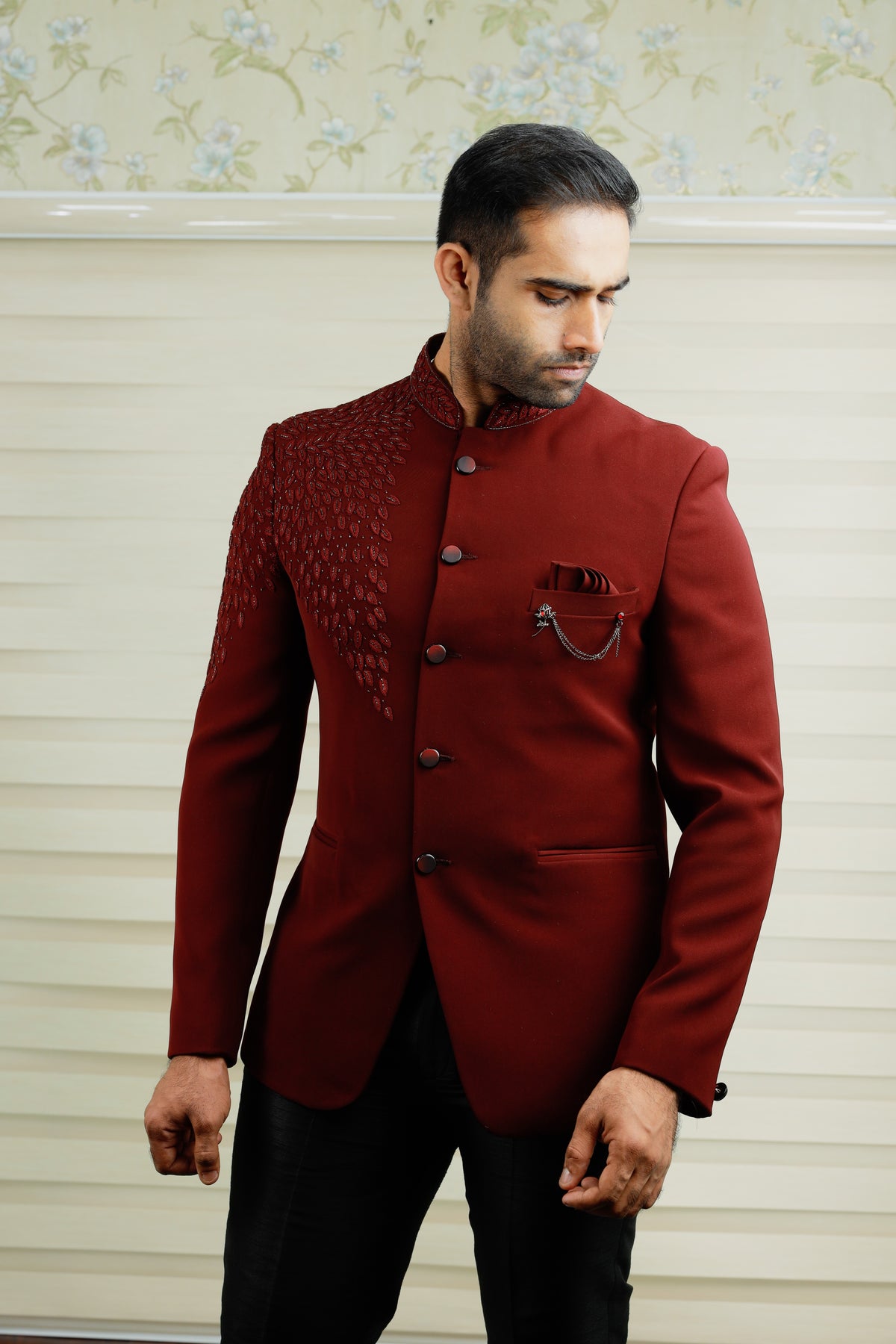 Barn Red Indo Western Bandhgala Suit With Thread Handwork Detailing paired with Black Narrow Pants (Set of 2)