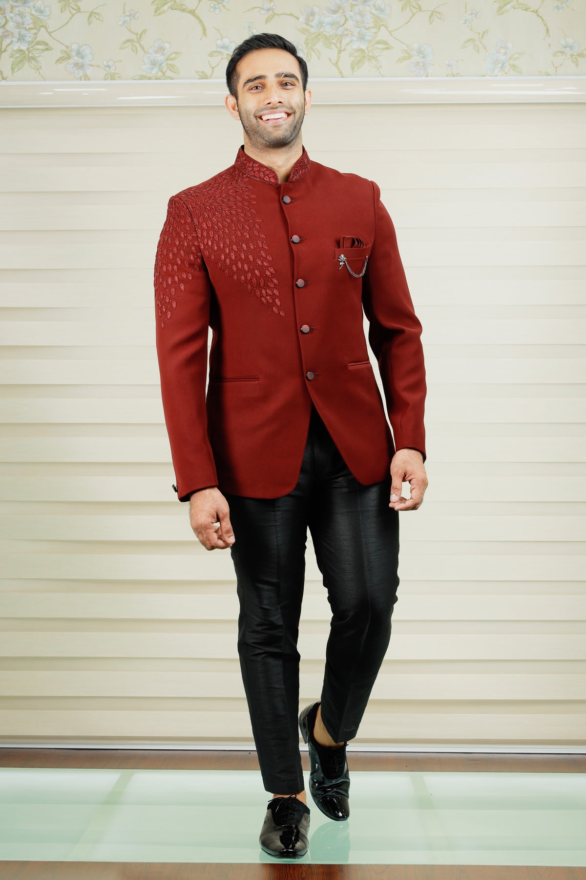 Barn Red Indo Western Bandhgala Suit With Thread Handwork Detailing paired with Black Narrow Pants (Set of 2)