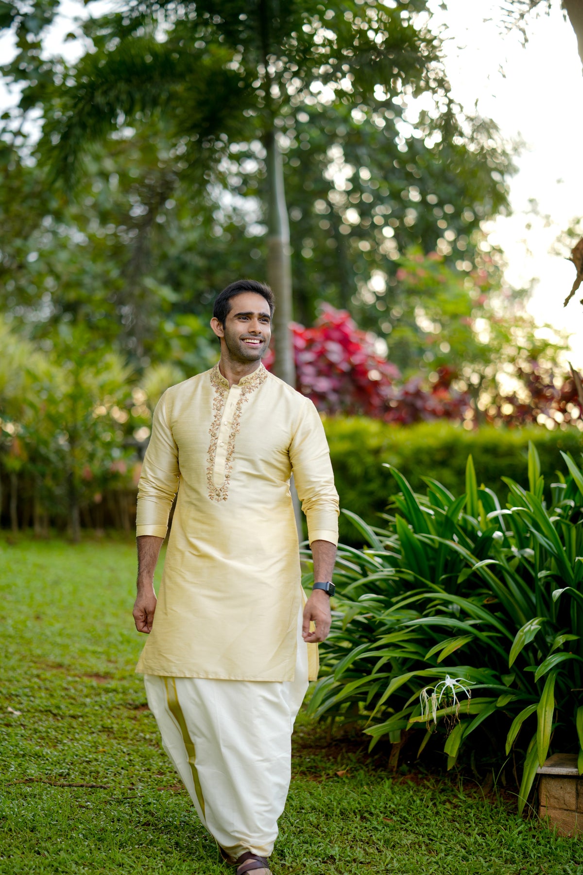 Light Golden Kurta Set with  Hand Work Detailing on Placket & Neck (Kurta + Kasavu Munde)