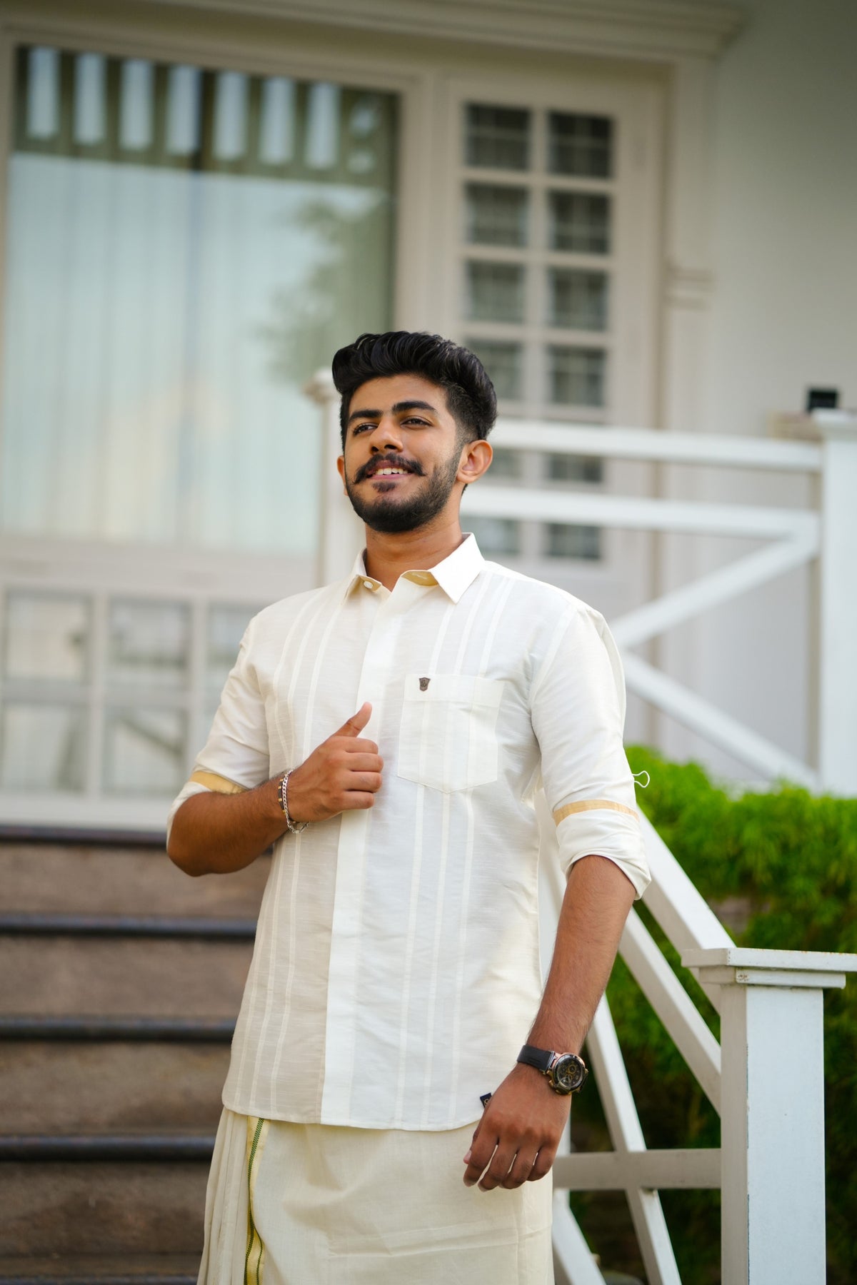 Off White Plain Silk Cutaway Collar Shirt with Gold Zari Detailing (Shirt + Kasavu Munde )