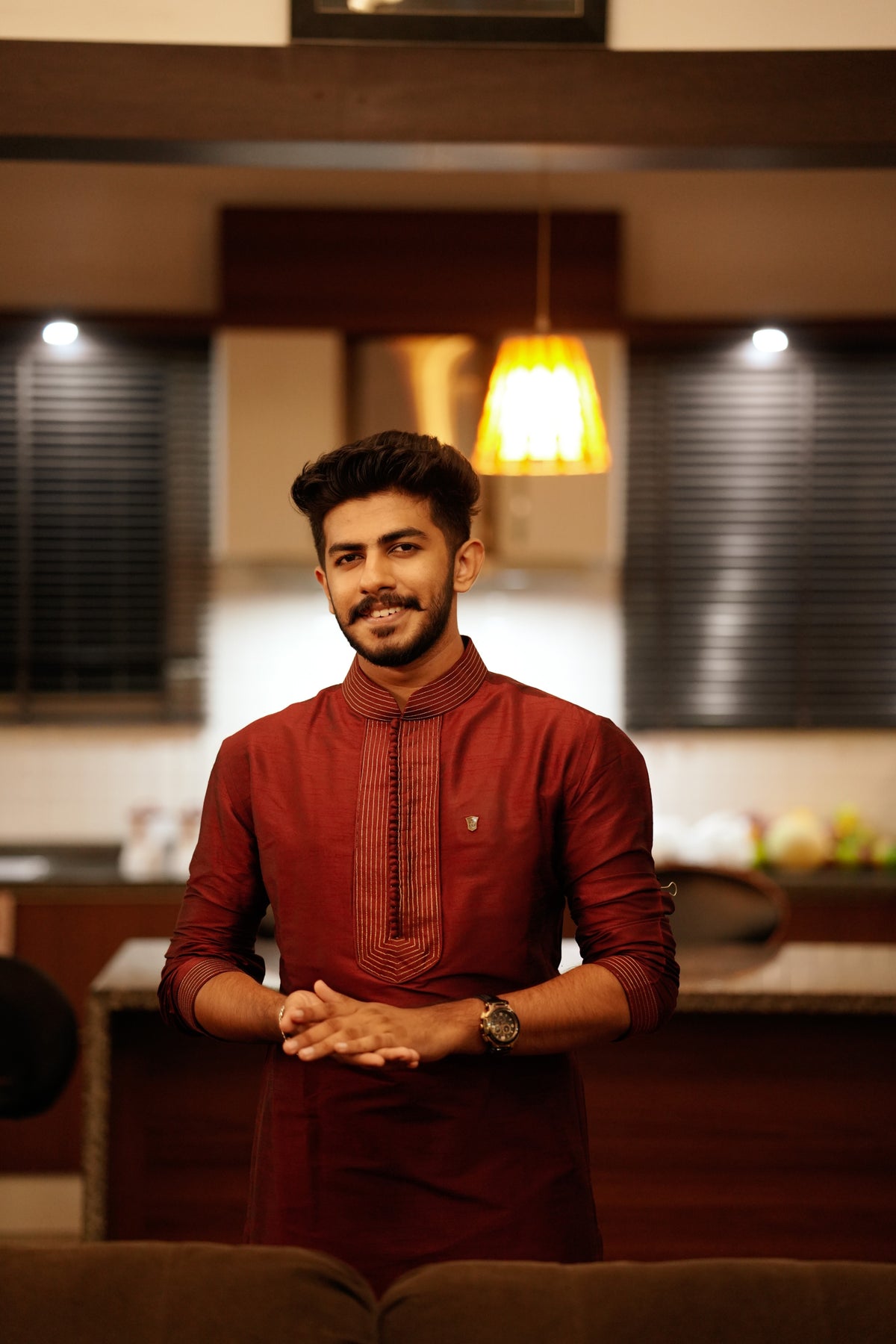Maroon Red Kurta Set With Golden Zari Stitch Detailing (Kurta + Kasavu Munde)